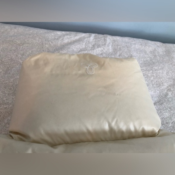 Womens aritzia mega puff jacket - Picture 5 of 16